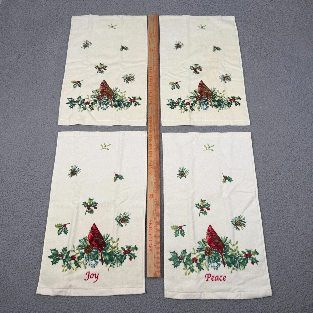 Lenox Winter Greetings Fingertip Towels Set of 4 Cardinal Christmas Joy Peace